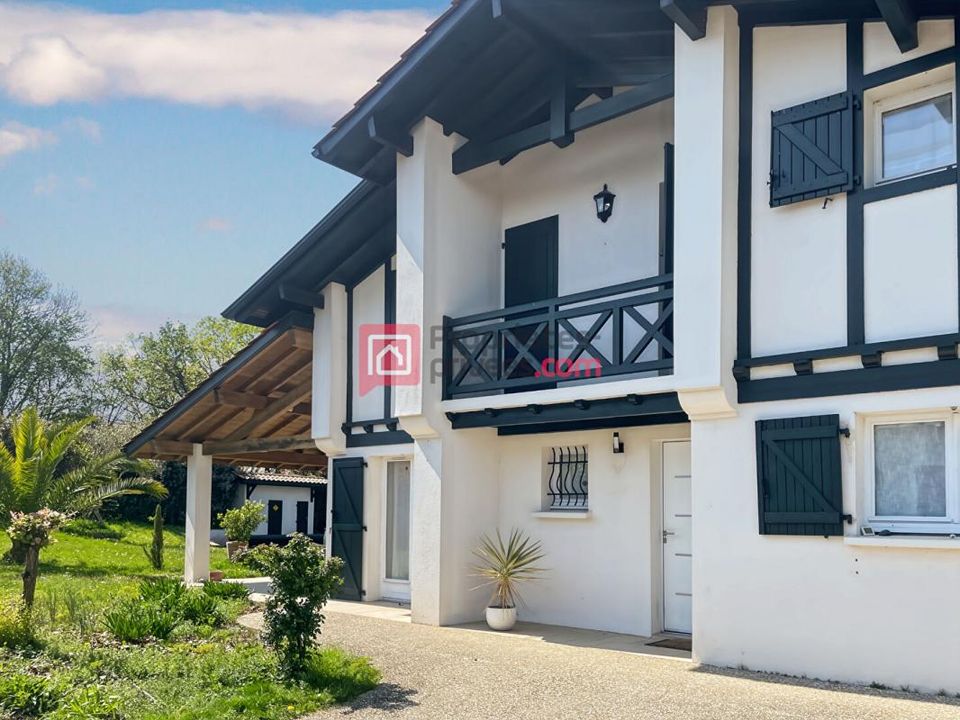 Villa i Ustaritz, Pyrenees-Atlantiques - foto 1