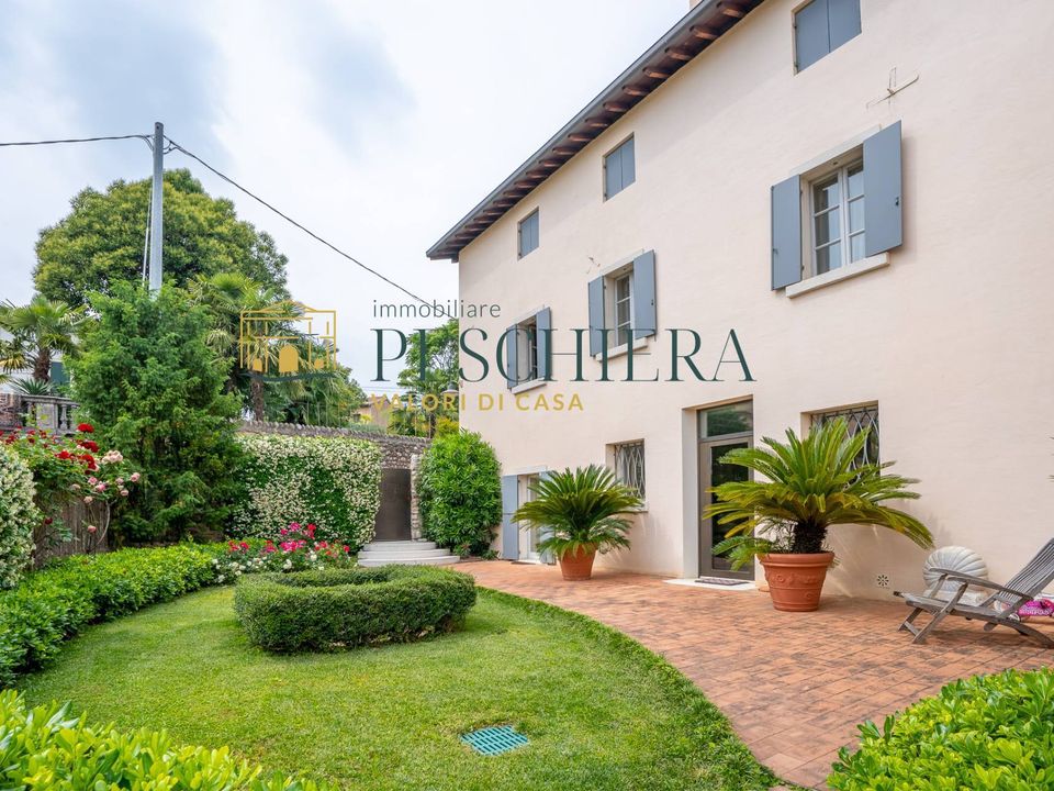 Villa i Castelnuovo del Garda, Verona - foto 1