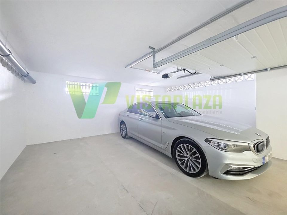 Garage i Alvor, Faro - foto 1