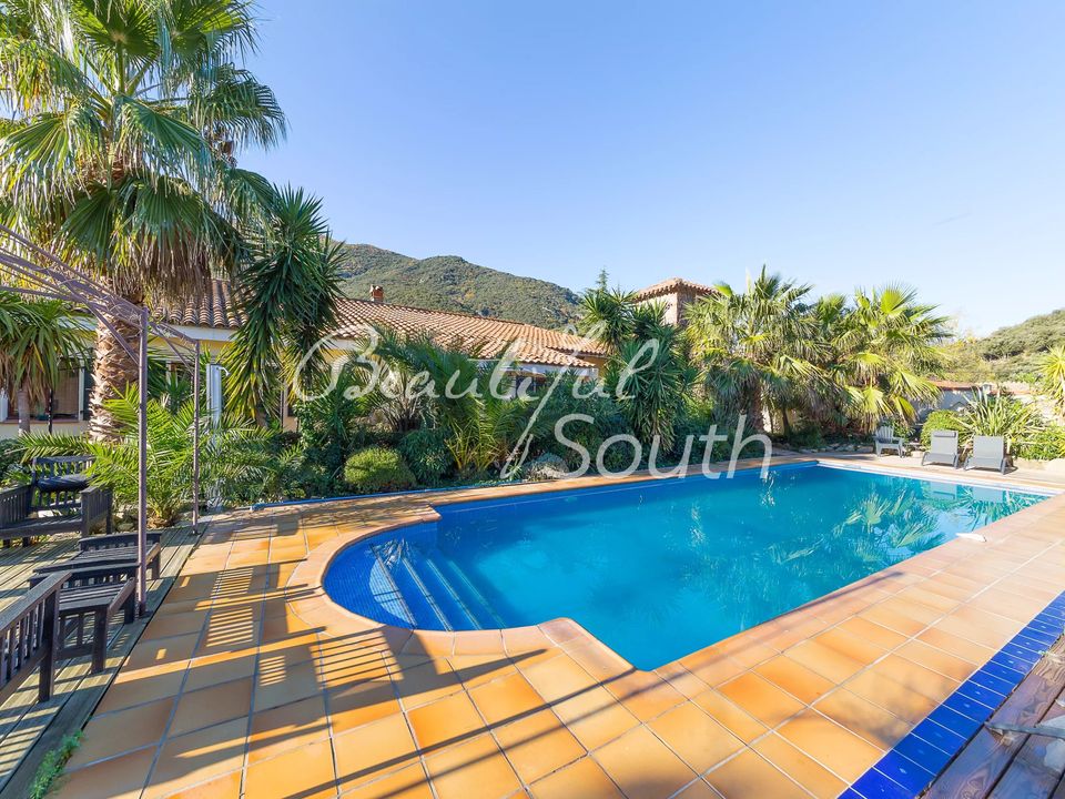 Villa i Sorède, Pyrenees-Orientales - foto 1