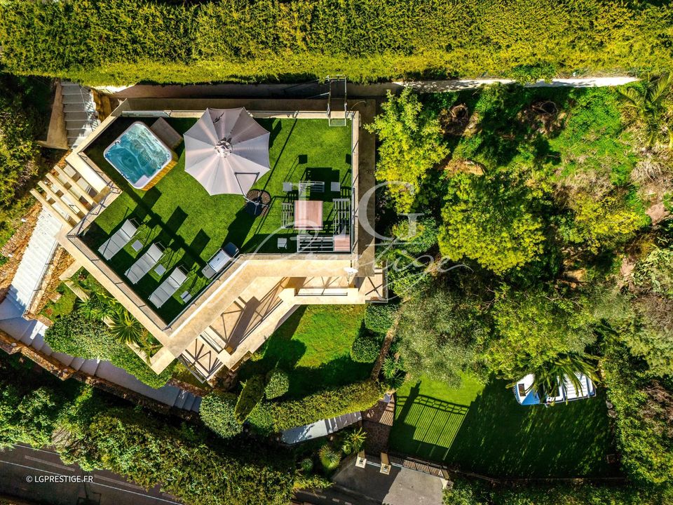 Villa i Mandelieu-la-Napoule, Alpes-Maritimes - foto 2
