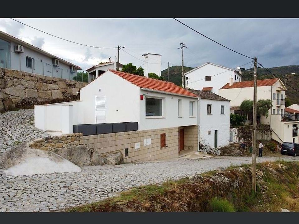 Villa i Vila Nova de Foz Coa, Guarda - foto 1