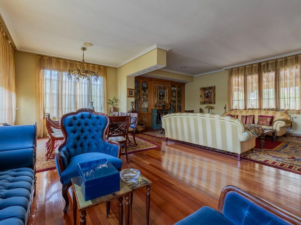 Villa i Las Rozas De Madrid, Madrid - bilde 2