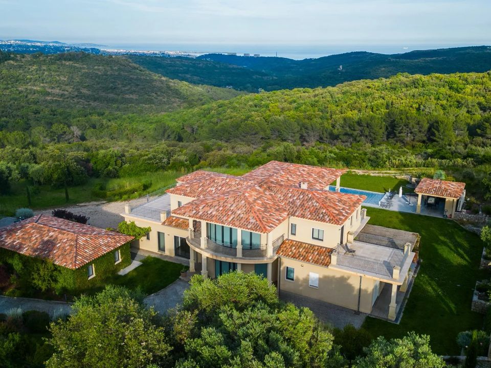 Villa i Roquefort-les-Pins, Alpes-Maritimes - foto 2