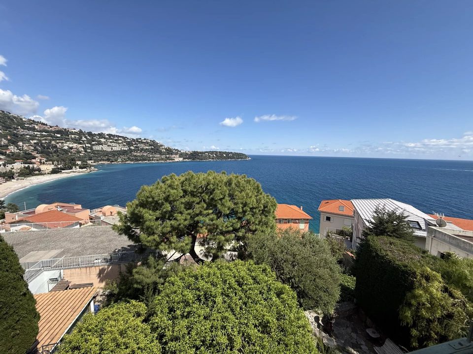Villa i Roquebrune-Cap-Martin, Alpes-Maritimes - foto 1