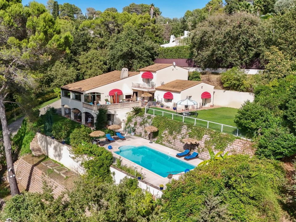 Villa i Mouans-Sartoux, Alpes-Maritimes - foto 1