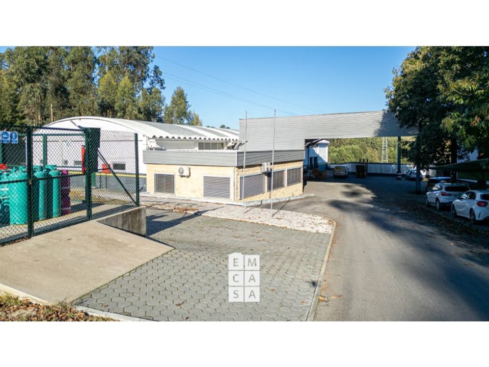 Bungalow i Oliveira de Azemeis, Aveiro - foto 1