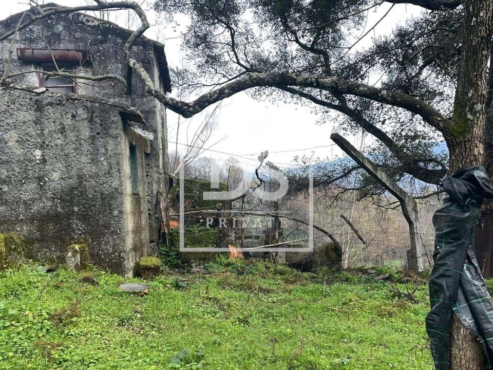 Helårsgrund i Ancede e Ribadouro, Porto - foto 2