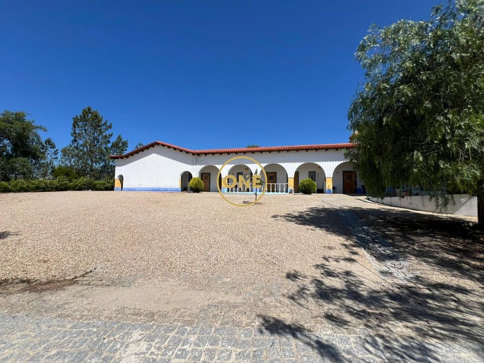 Erhvervsejendom i Almeirim, Santarem - foto 2