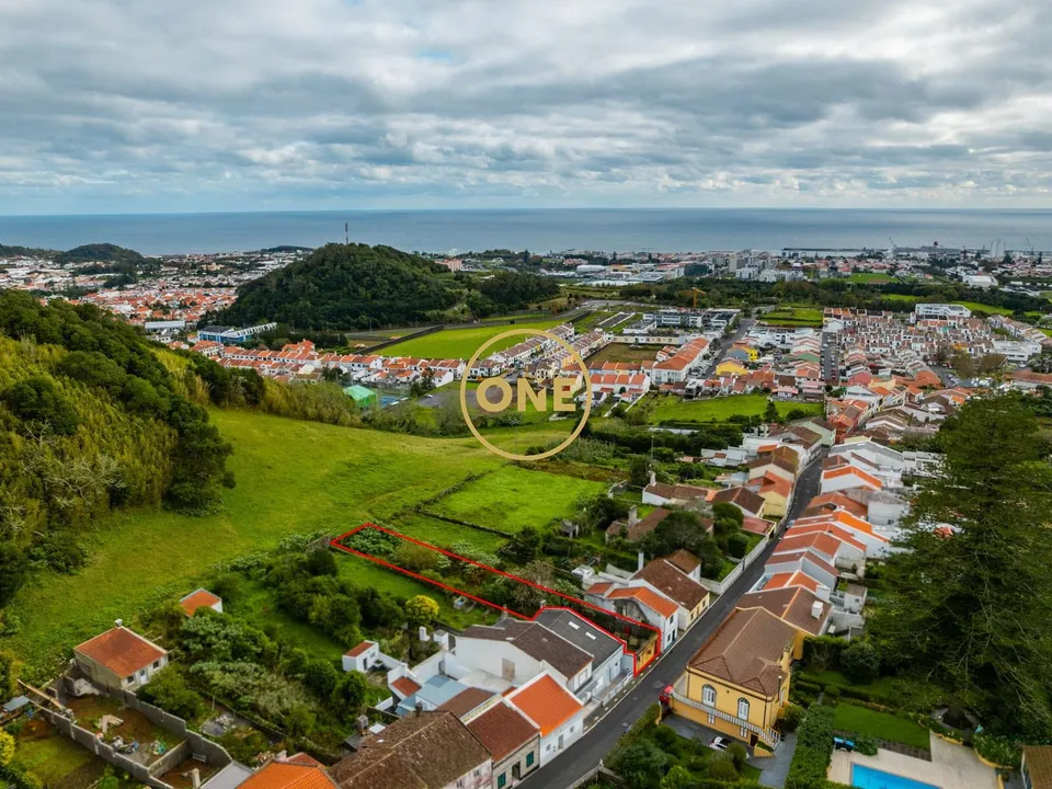 Byhus i Ponta Delgada, Sao Miguel - foto 1