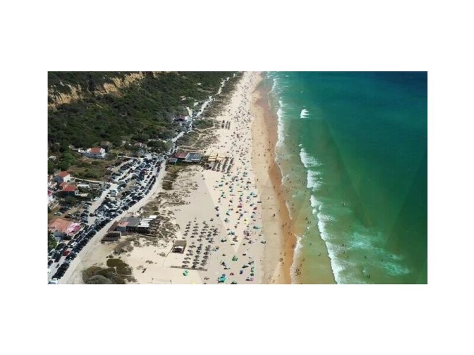 Helårsgrund i Corroios, Setubal - foto 1