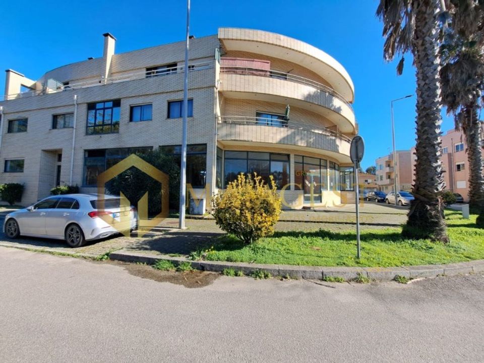 Erhvervsejendom i Madalena, Porto - foto 2
