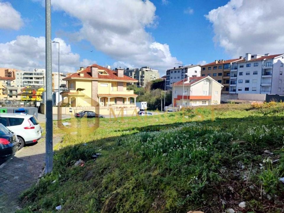 Helårsgrund i Oliveira do Douro, Porto - foto 2