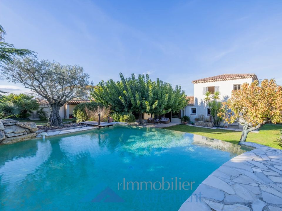 Villa i Les Pennes-Mirabeau, Bouches-du-Rhone - foto 1