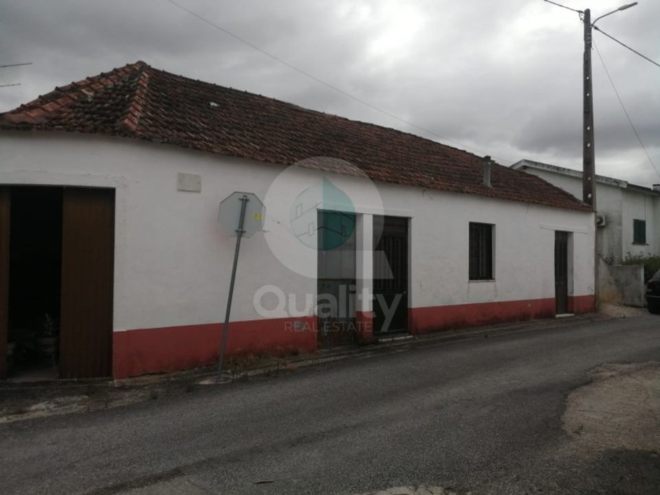 Villa in Alcanena, Santarem - photo 3