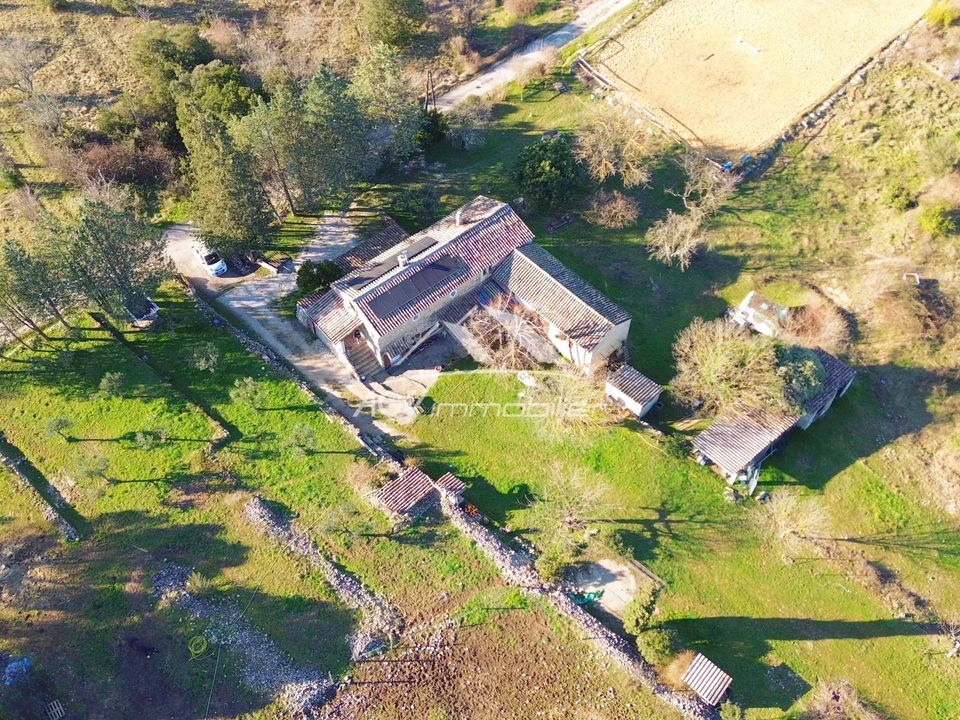 Villa i Les Mages, Gard - foto 1
