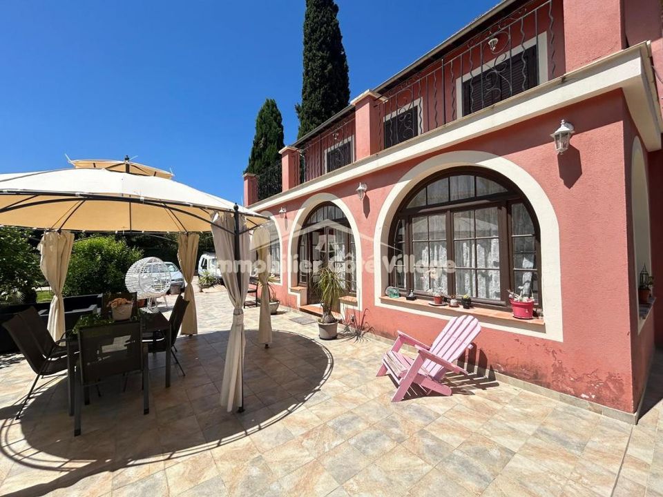 Haus in La Trinite, Alpes-Maritimes - Foto 1