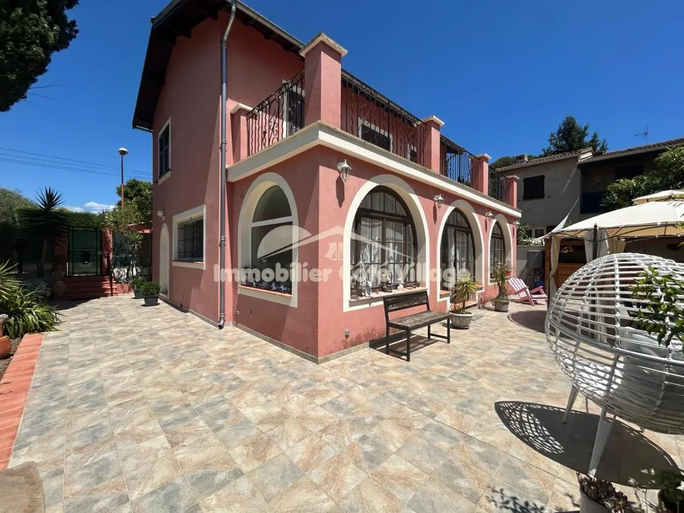 Haus in La Trinite, Alpes-Maritimes - Foto 2
