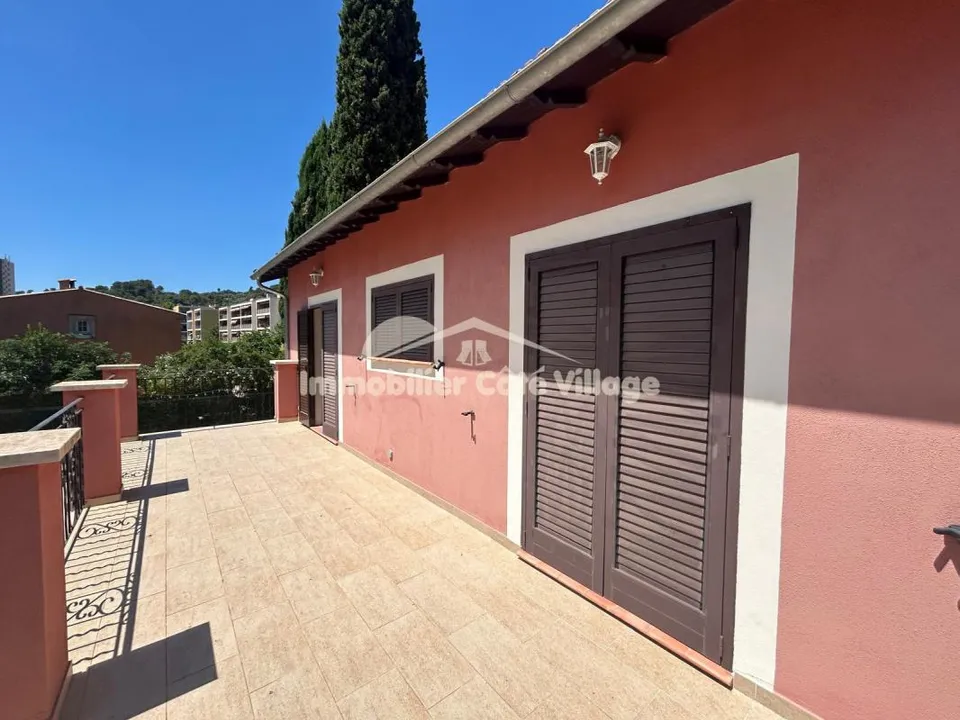 Haus in La Trinite, Alpes-Maritimes - Foto 3