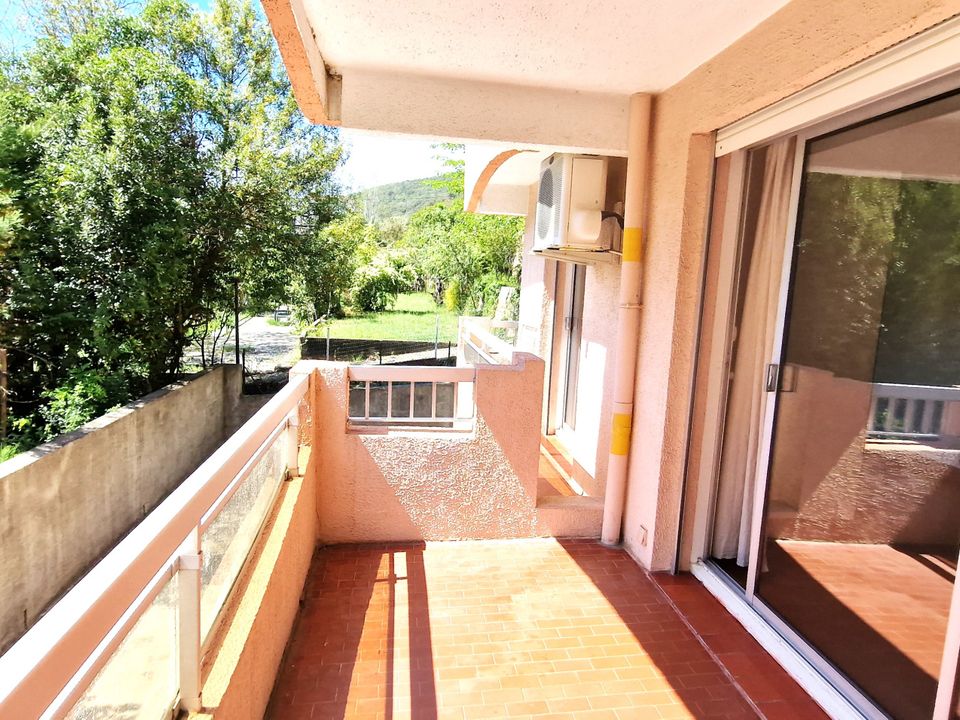 Lejlighed i Amelie-les-Bains-Palalda, Pyrenees-Orientales - foto 1