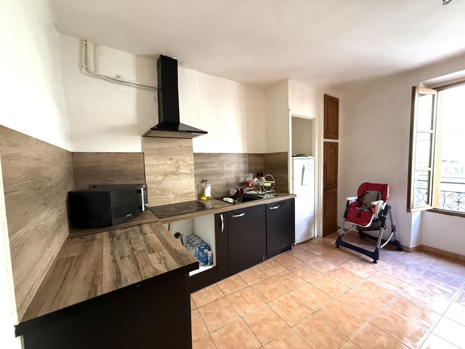 Villa i Arles-sur-Tech, Pyrenees-Orientales - foto 1