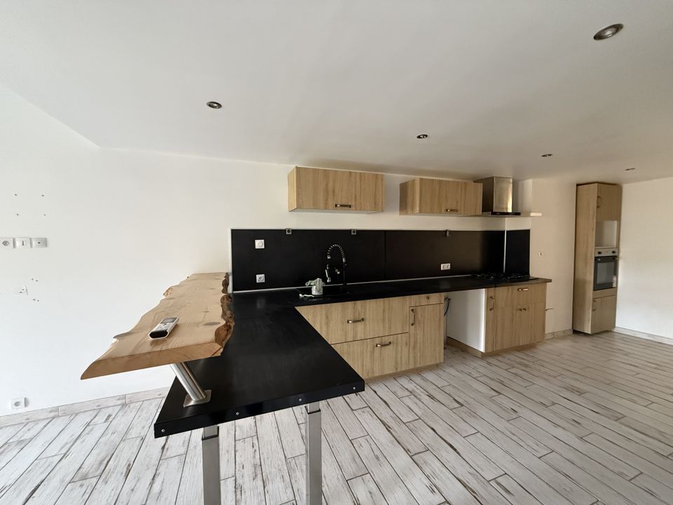 Villa in Saint-Laurent-de-Cerdans, Pyrenees-Orientales - photo 3