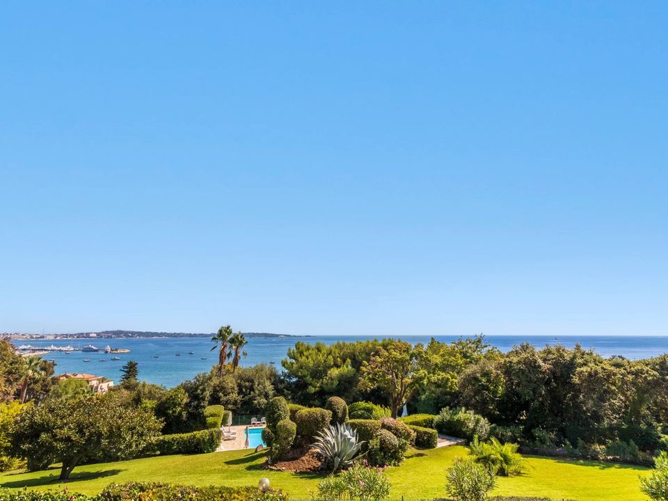 Lejlighed i Golfe-Juan, Alpes-Maritimes - foto 2