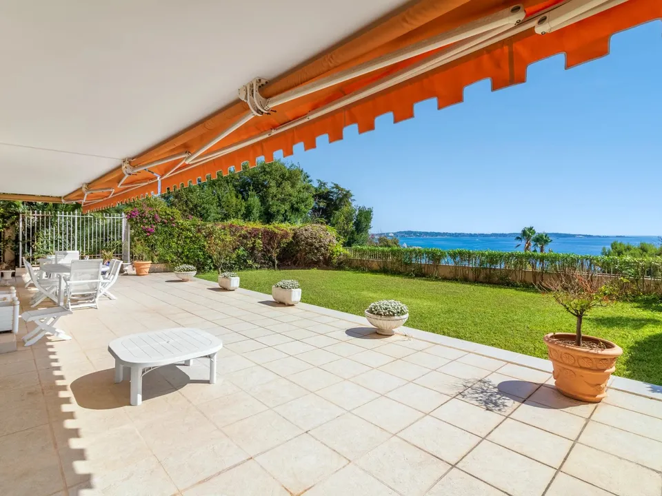 Lejlighed i Golfe-Juan, Alpes-Maritimes - foto 1