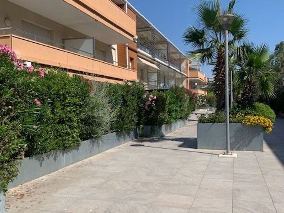 Lejlighed i Canet-en-Roussillon, Pyrenees-Orientales - foto 1