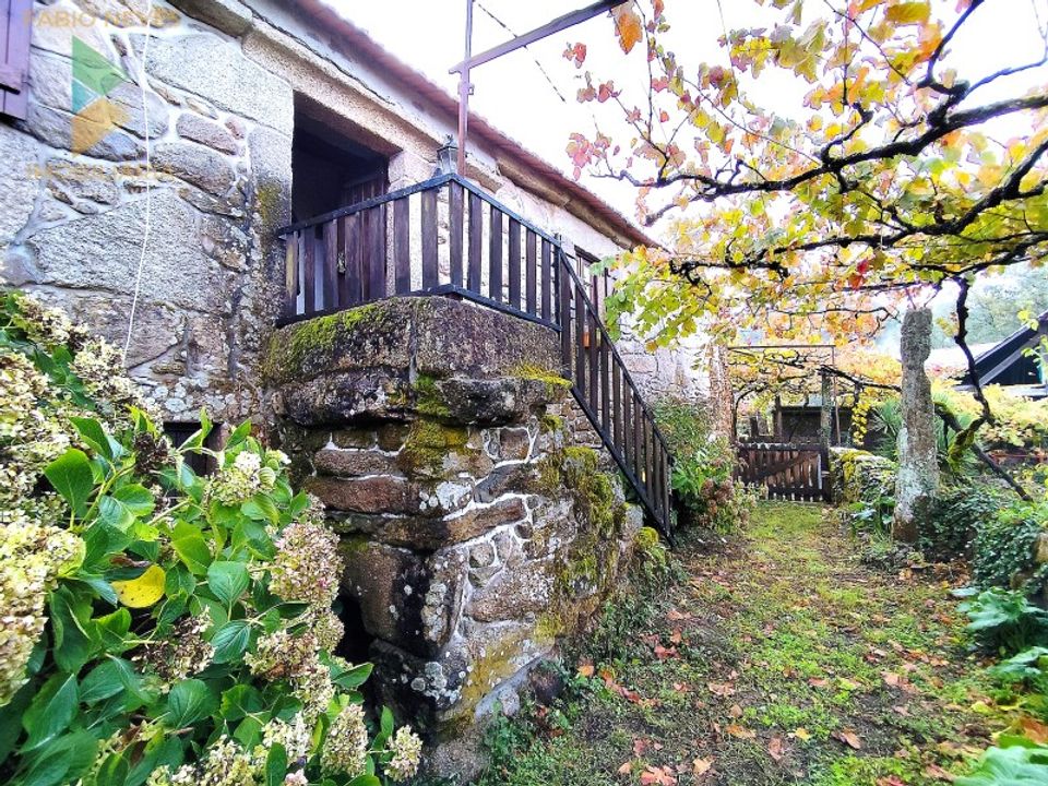 Villa i Arcos de Valdevez, Viana do Castelo - foto 1