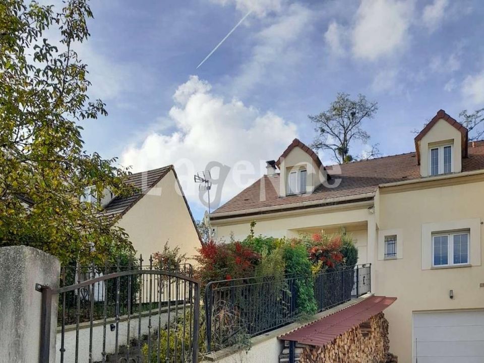 Villa i Précy-sur-Marne, Seine-et-Marne - foto 1