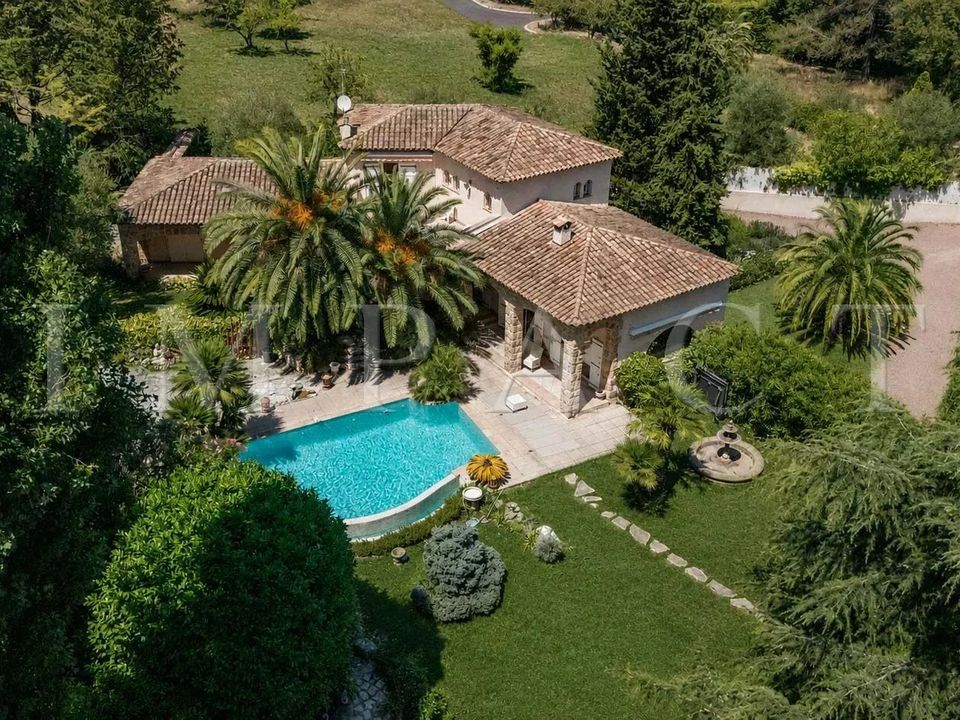 Villa i Mougins, Alpes-Maritimes - foto 2