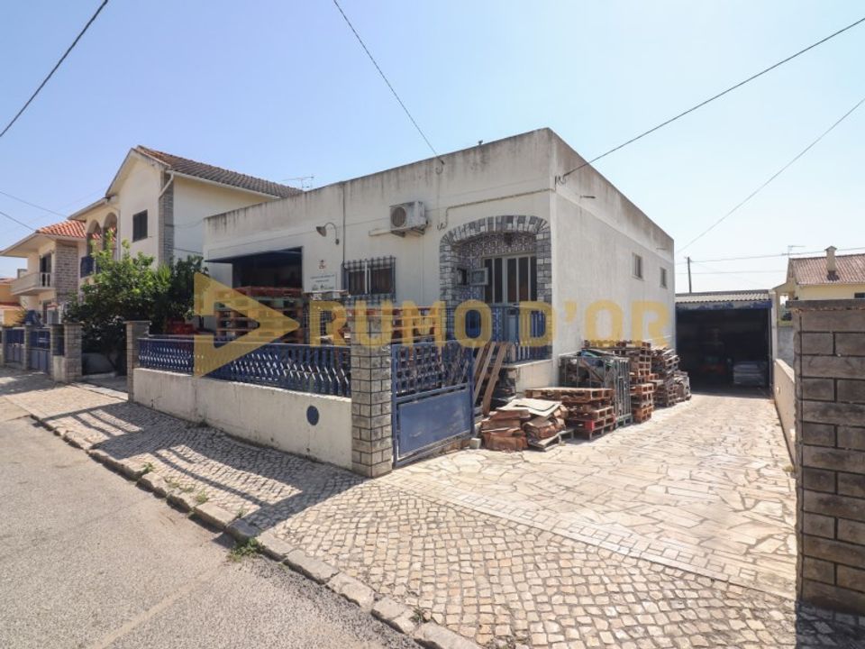 Erhvervsejendom i Alenquer, Lisbon - foto 1