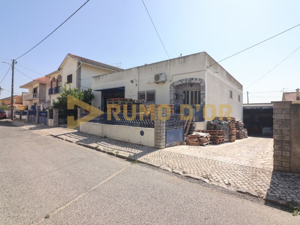 Erhvervsejendom i Alenquer, Lisbon - foto 2