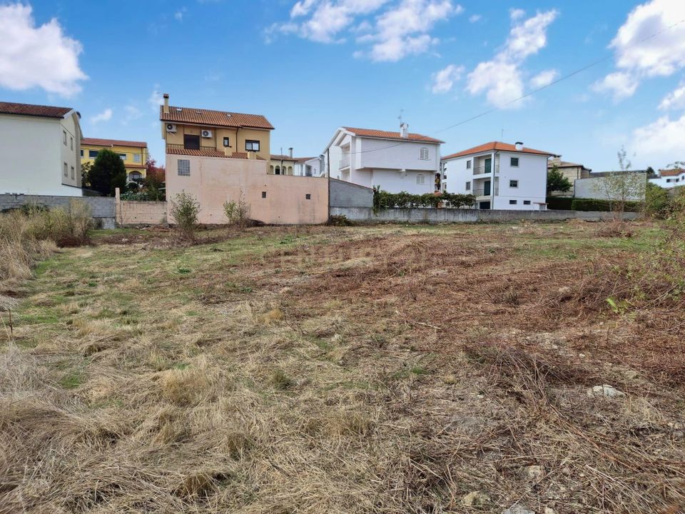 Helårsgrund i Santa Cruz-Trindade e Sanjurge, Vila Real - foto 5