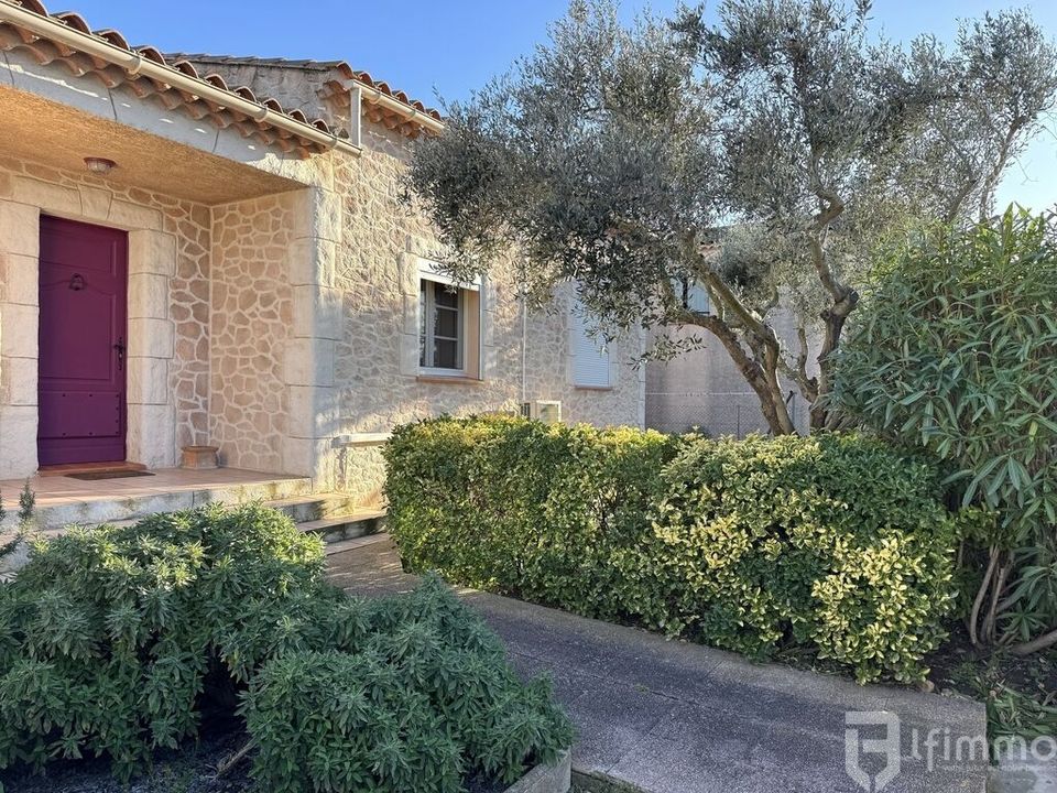 Villa i Port-Saint-Louis-du-Rhône, Bouches-du-Rhone - foto 1