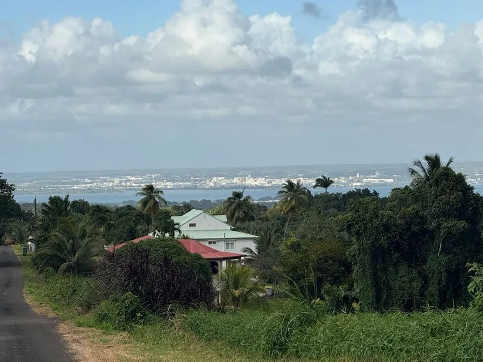 Helårsgrund i Petit-Bourg, Guadeloupe - foto 2