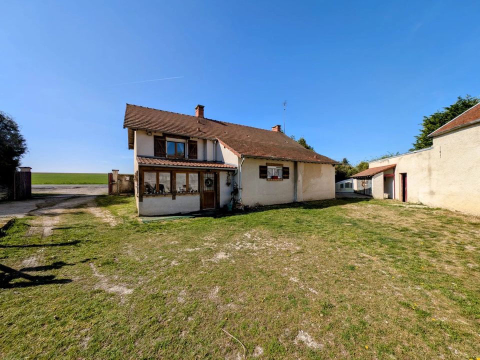 Villa i La Ferté-Gaucher, Seine-et-Marne - foto 1