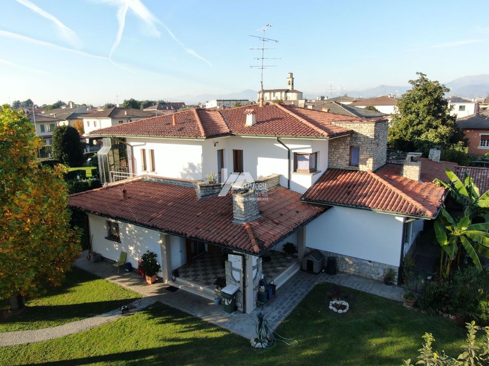 Villa i Torbole Casaglia, Brescia - foto 1