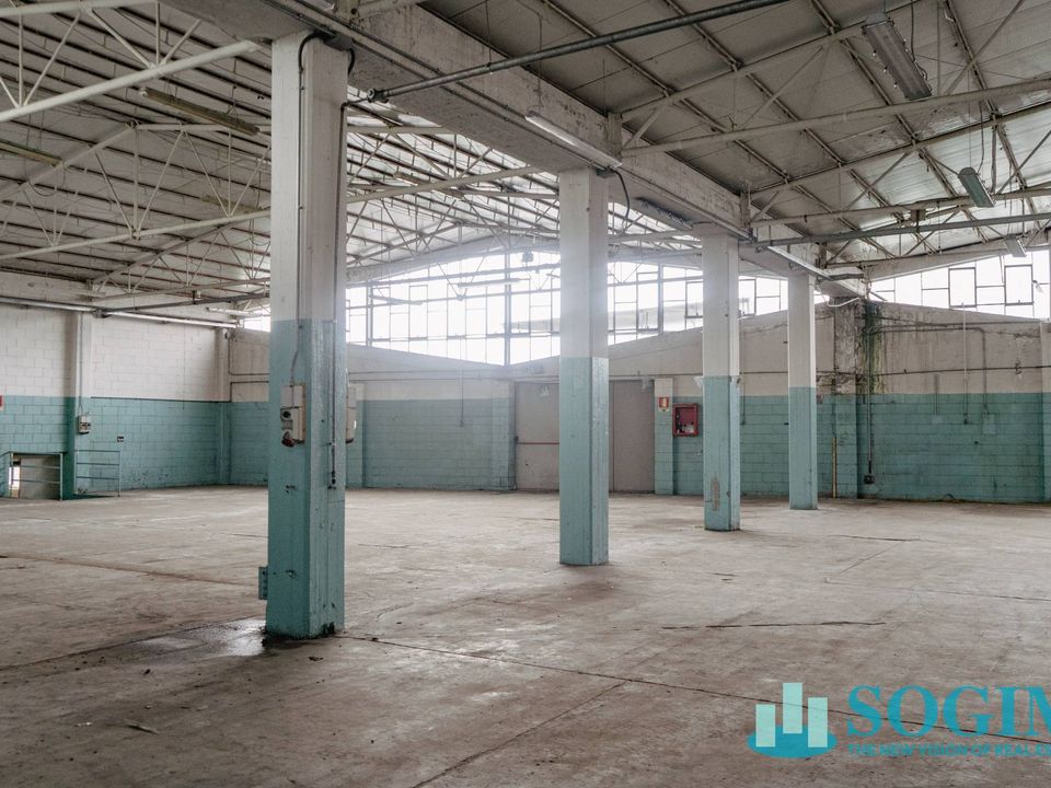 Propiedad comercial en Saronno, Varese - foto 4