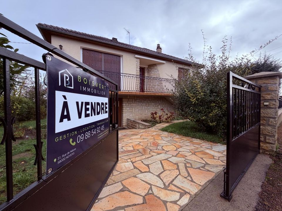 Villa i Nevers, Nievre - foto 1