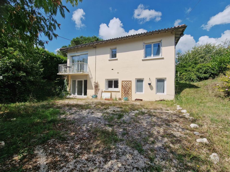Village house in Eymet, Dordogne - photo 1
