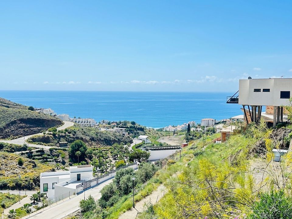 Helårsgrund i Torrox Costa, Malaga - foto 1