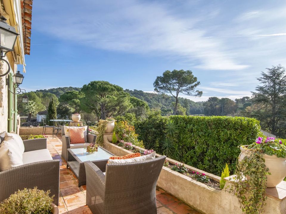 Villa i Mougins, Alpes-Maritimes - foto 1