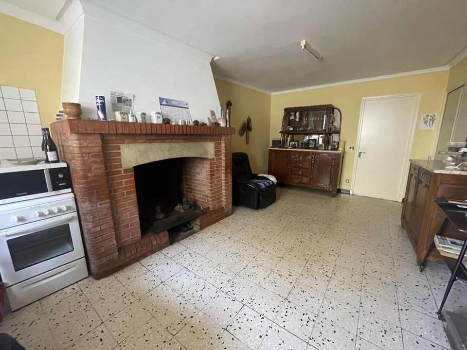 Landsbyhus i Saint-Jean-du-Bruel, Aveyron - foto 1