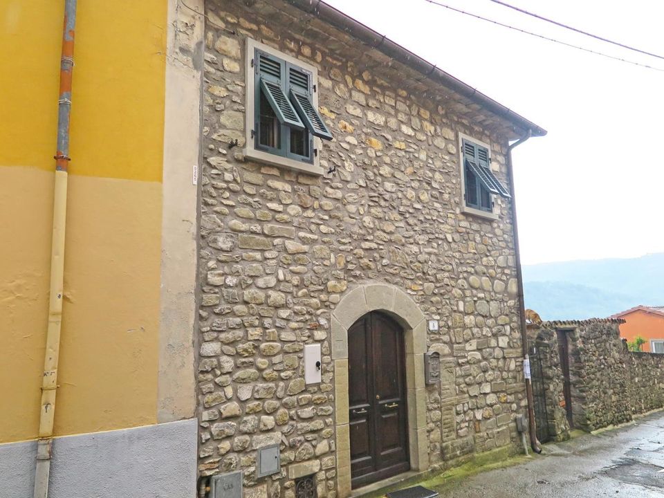 Casa adossada a Fivizzano, Massa and Carrara - foto 2