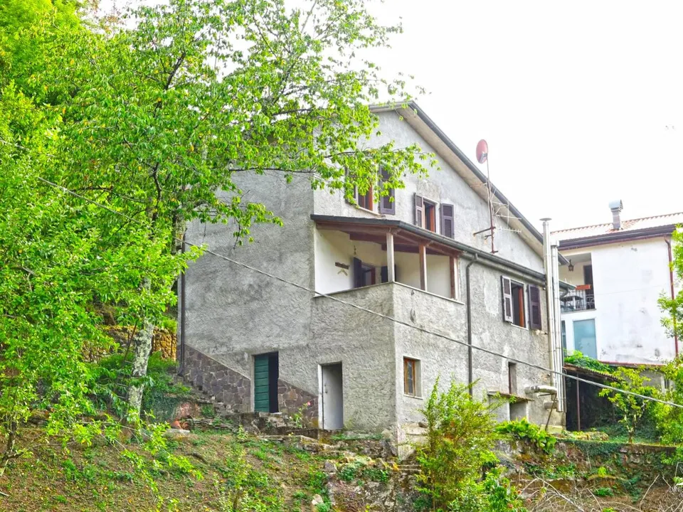 Villa i Fivizzano, Massa and Carrara - bilde 1
