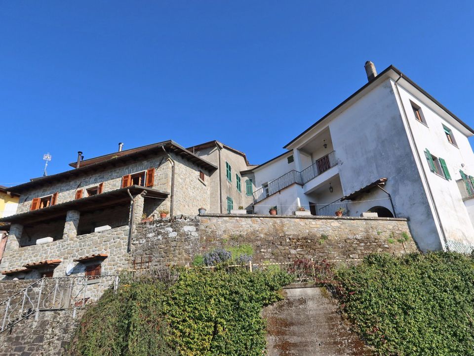 Rekkehus i Fivizzano, Massa and Carrara - bilde 1
