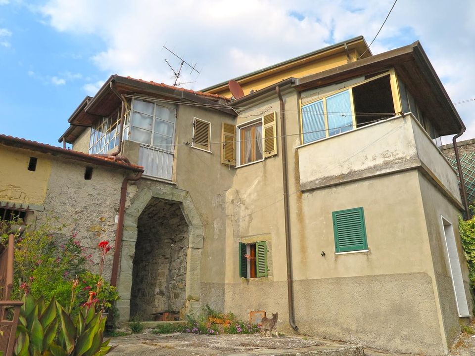 Casa adossada a Fivizzano, Massa and Carrara - foto 1