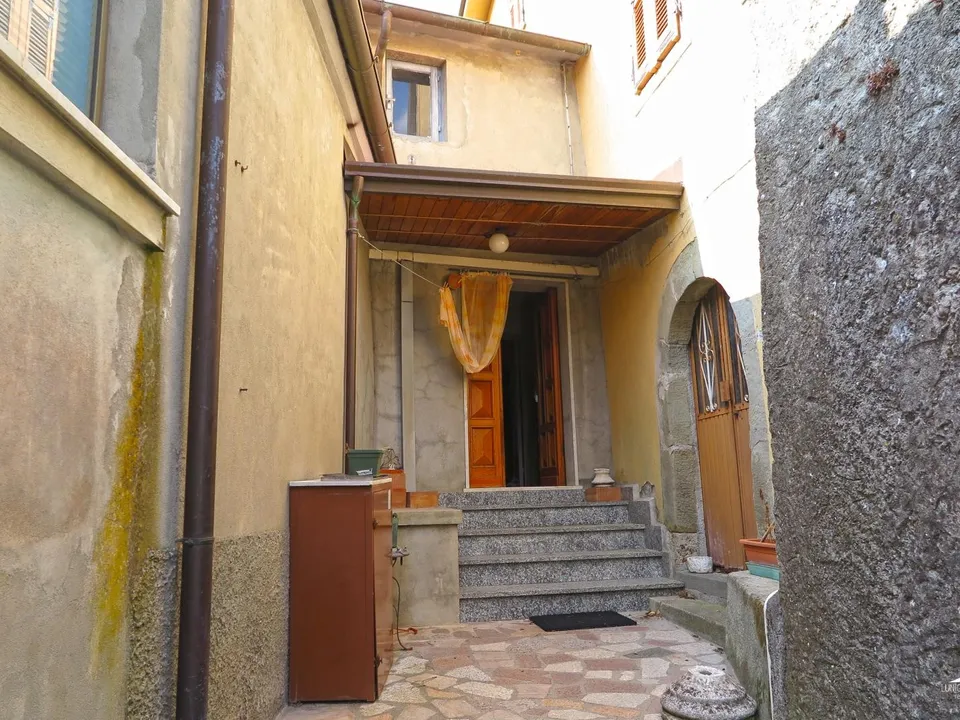 Casa adossada a Fivizzano, Massa and Carrara - foto 2